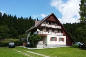 Botond vend&eacute;gh&aacute;z