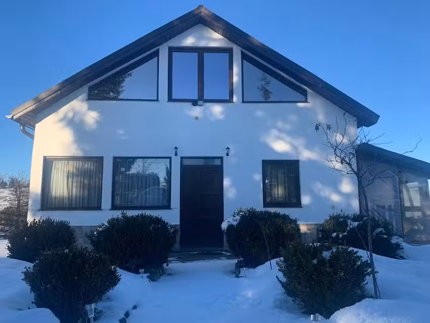 Викендица 400