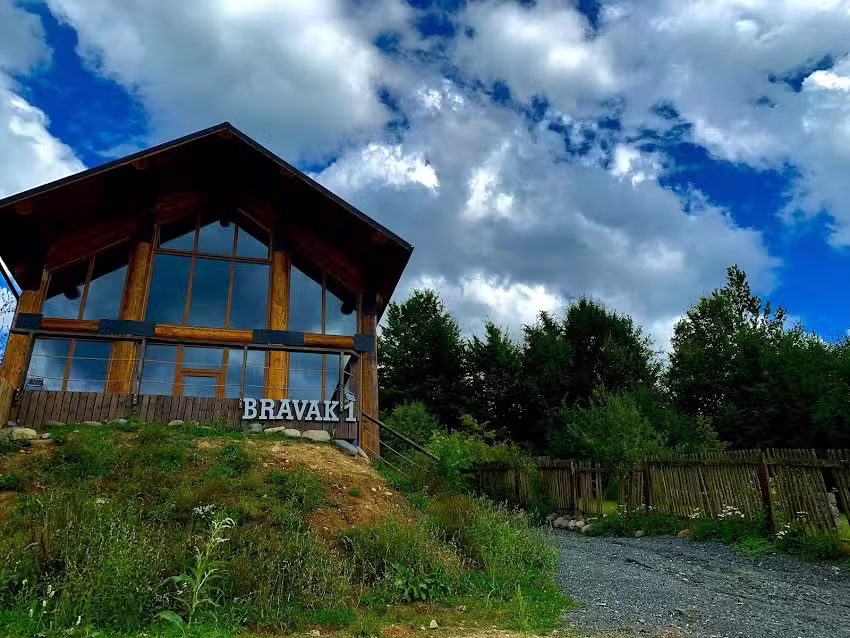 Шале Бравак Један