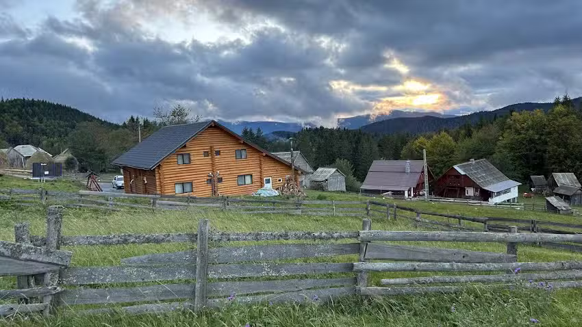 Cabana Colț De Munte
