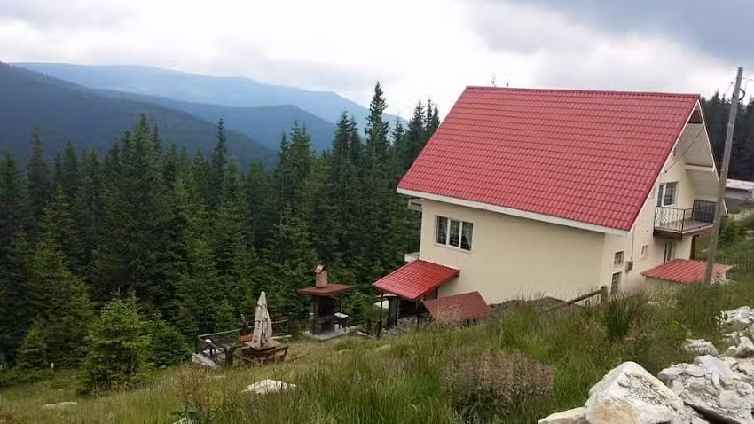 Къщата сред елите