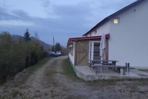 Hartopas Cottage