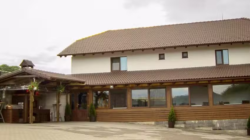 Chalet Iancu Iriptions