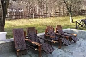 Викендица Изворану