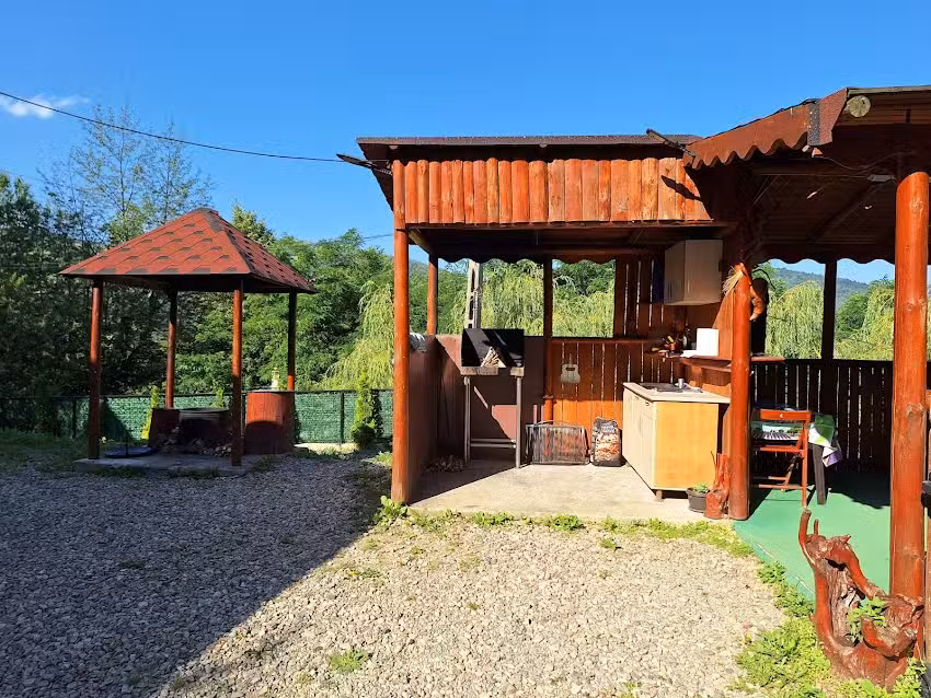 Викендица на Хладној планини