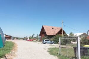 Larisa Cottage