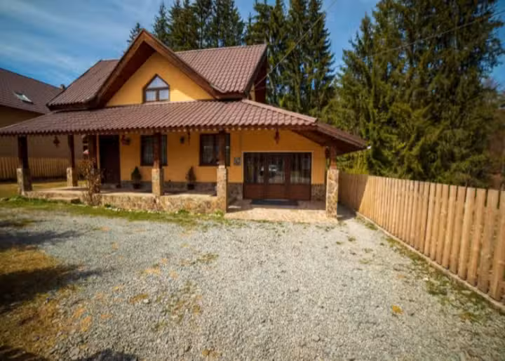 Cottage Lavinia