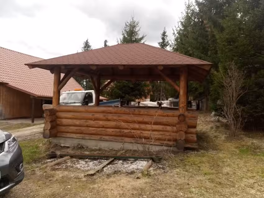 Викендица Лостун