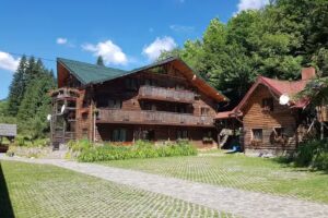 Викендица Нора