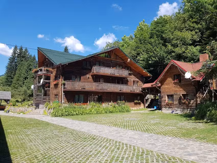 Викендица Нора