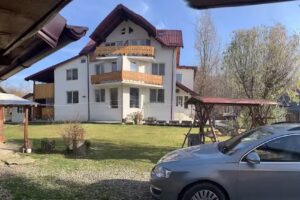 Хижа Пояна Фиерастраулуи