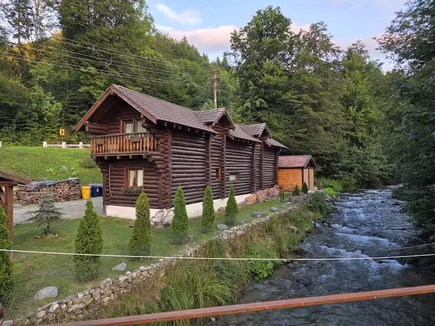 Рустикална хижа Балеа