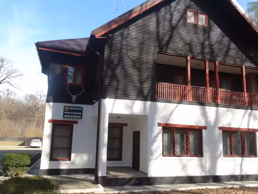 BOLOVANI WALDH&Uuml;TTE