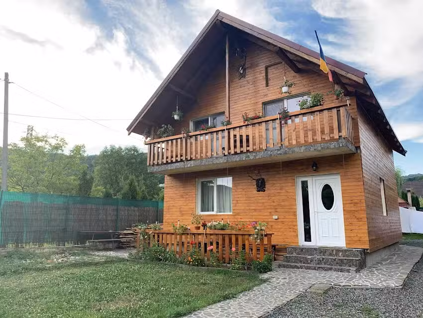 Tarta Cottage