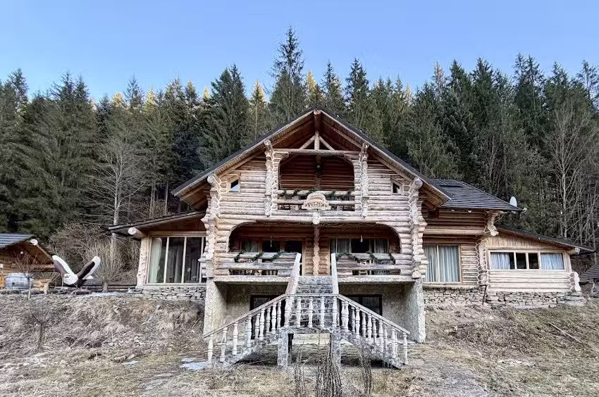 Adlerh&uuml;tte
