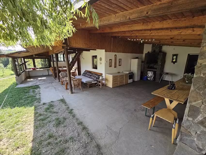 Зенест брвнара