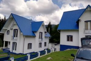 Плаве колибе