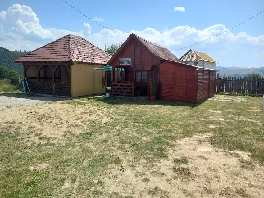 Camping Adrian Cabana Croitoru