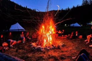 Camping dans la vall&eacute;e de l&rsquo;Iar