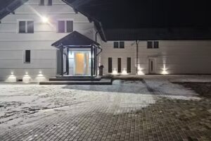 Адам Б. Хаус