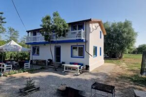 Amelyn House Balteni de Jos