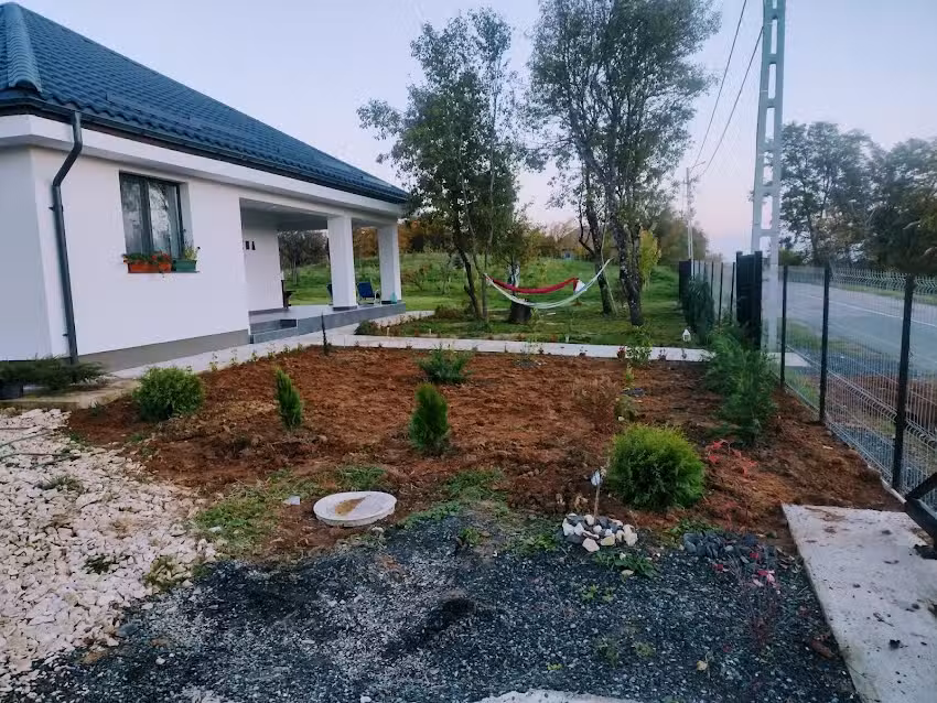 MAISON CAROLINA