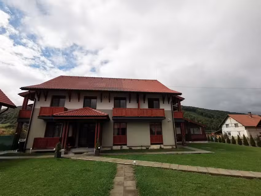 Dana House
