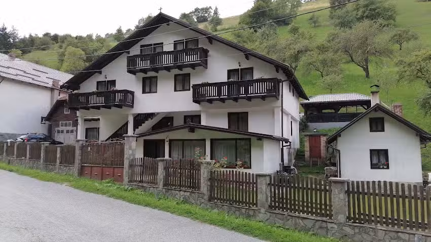 Кућа у шуми