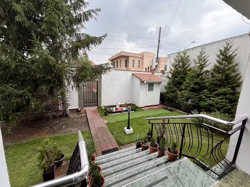 Джулиъс Хаус