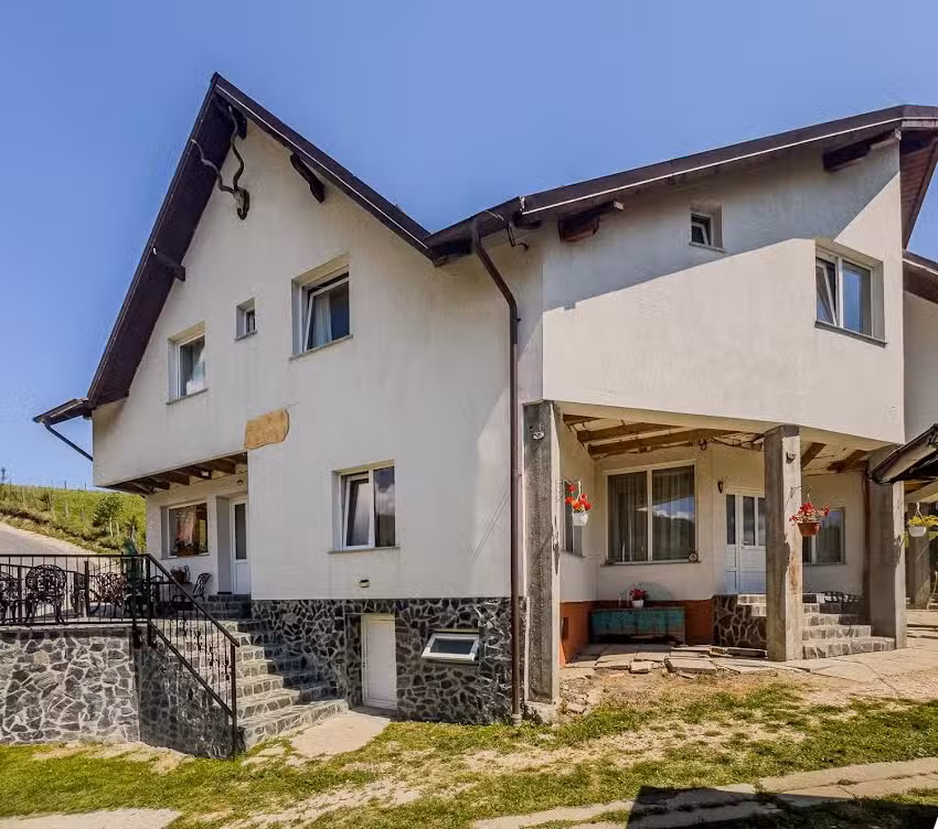 Luna House Şirnea