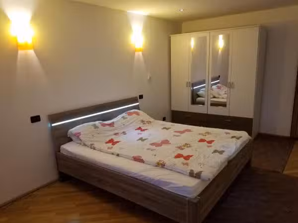 Нелина кућа