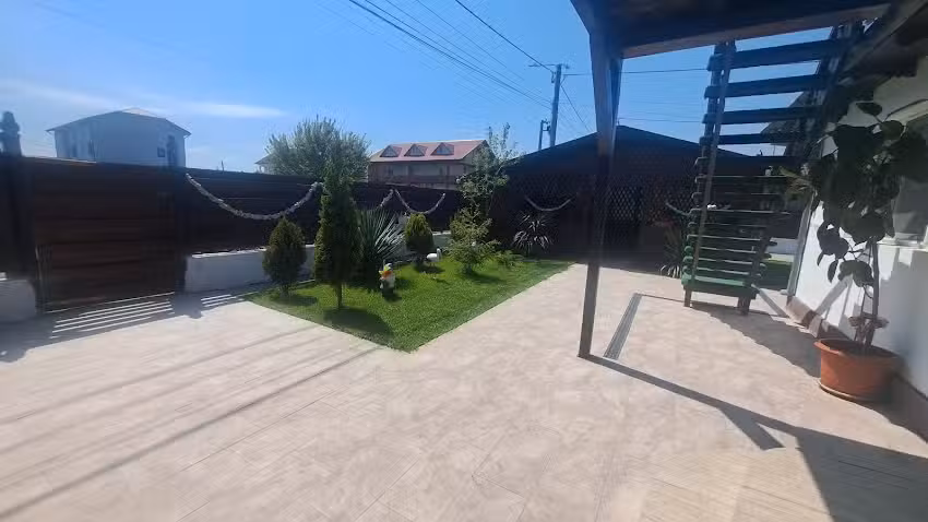 Николас Хаус