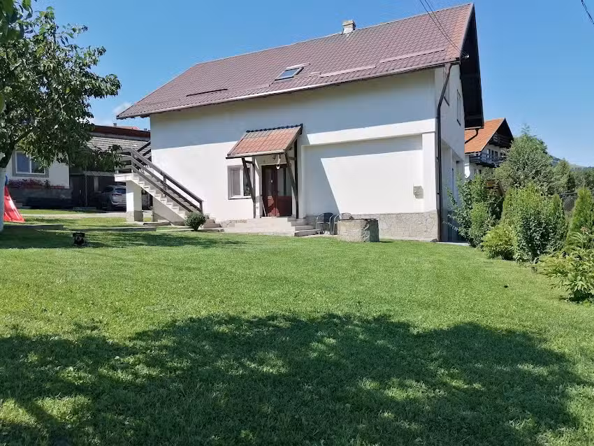 Petit Maison Moeciu House