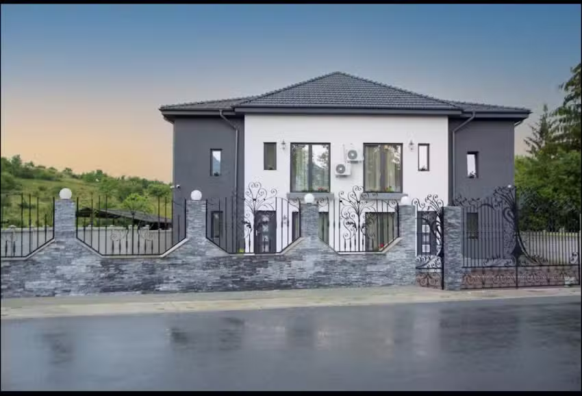 Rares e la casa di Karina