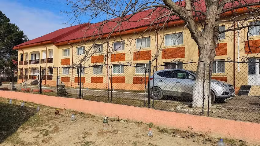 Соби и апартмани Каса Рустика