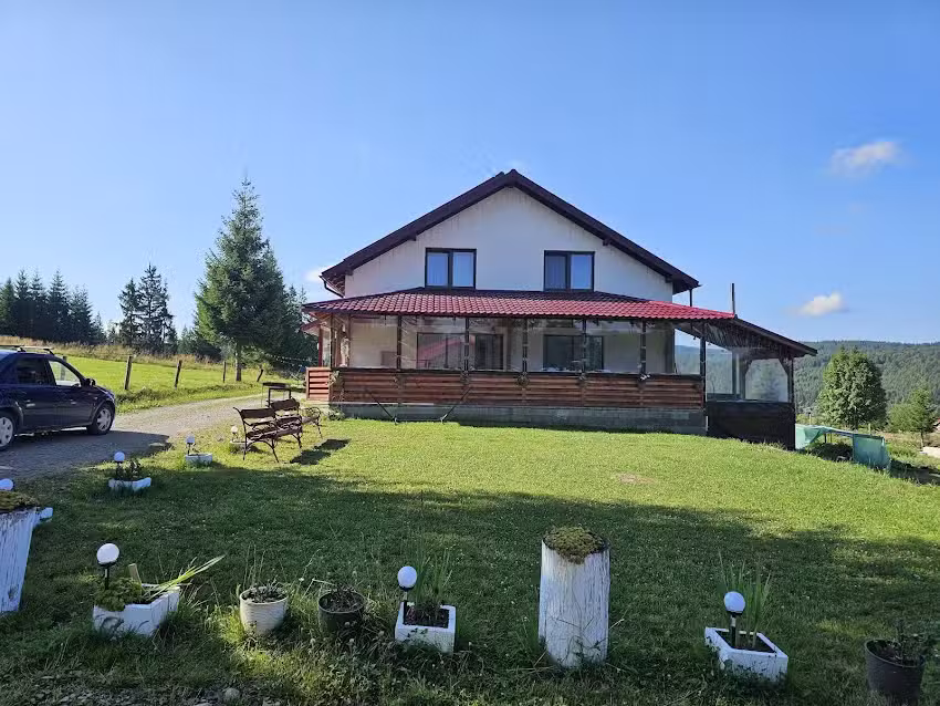 Casa TIZ H&aacute;z