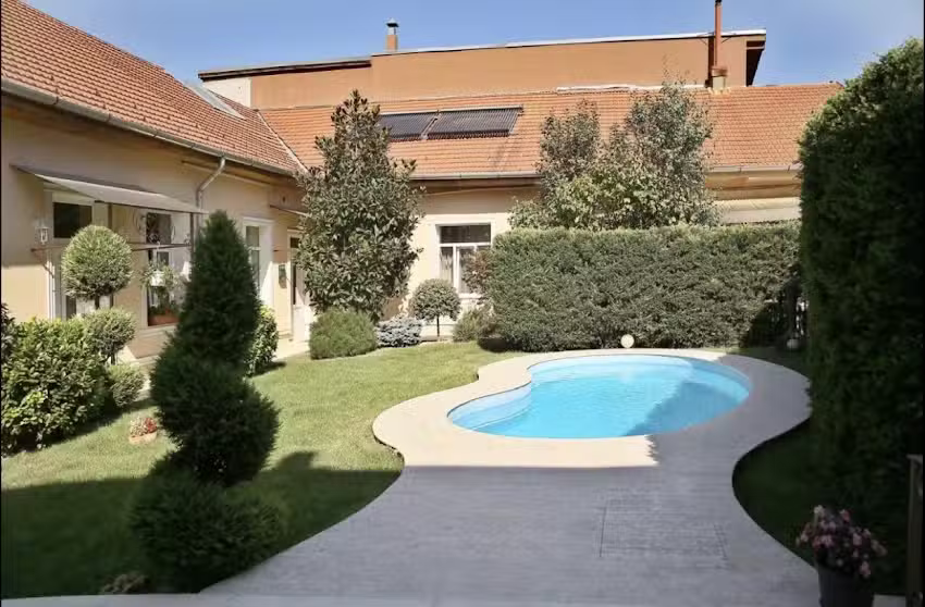 Tomas Haus Oradea