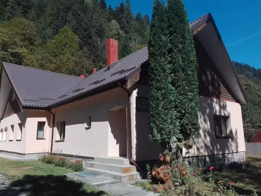 Casa Vanatoare Teius