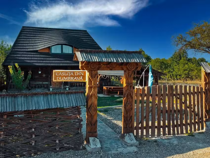 Casuta din Dumbrava