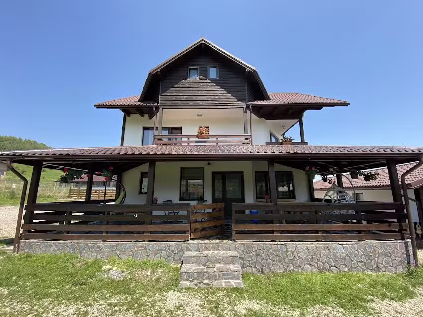 Лисичја кућа