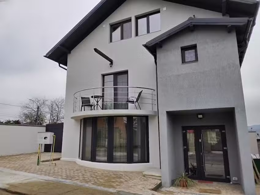 Cazarea La Paiu