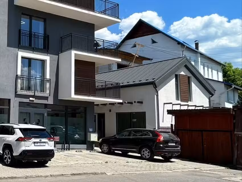 Таванското помещение на Клоуи