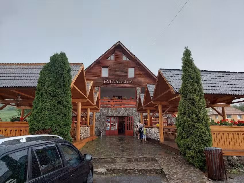 Pension Cs&aacute;ng&oacute;