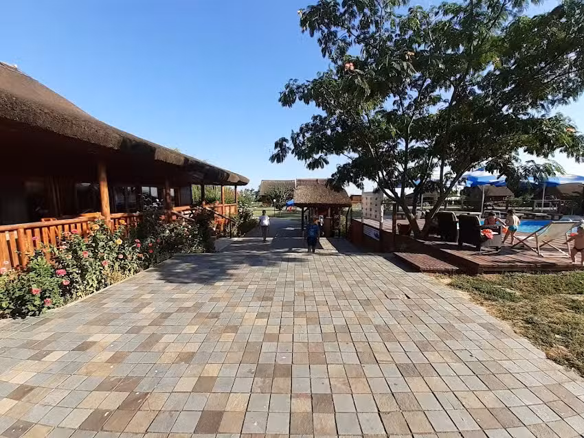 COMPLESSO HOTEL DELTASTIL TATANIR 3*