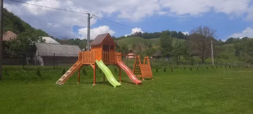 Burzo SRL-Dom&auml;ne