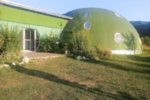 Domurile din Zarnesti