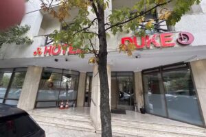 Duke Armeneasca Hotel