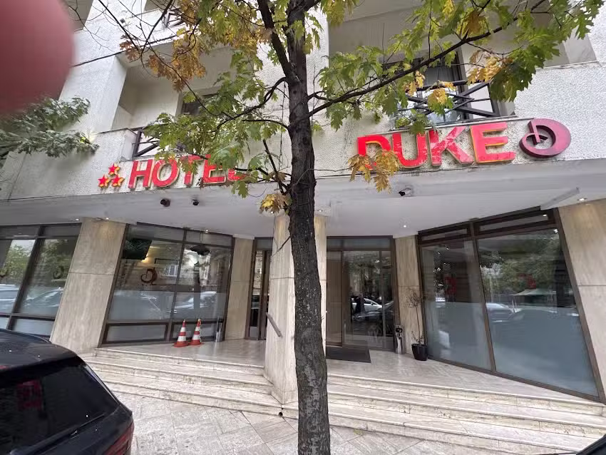 H&ocirc;tel Duke Armeneasca