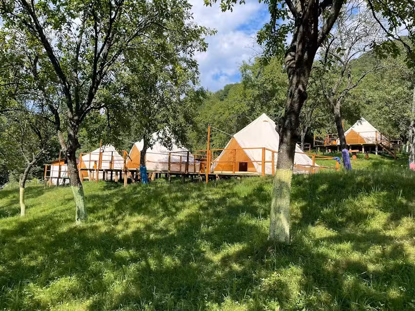 DUO GLAMPING CORBSORI