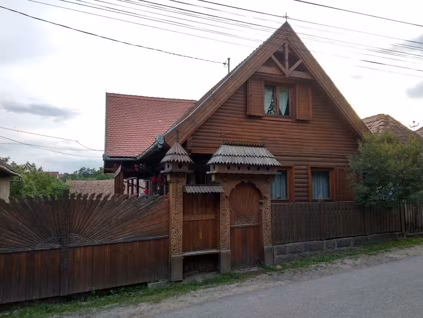 Познати пансион